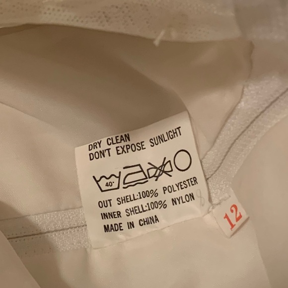 Vintage wedding dress - Picture 7 of 9